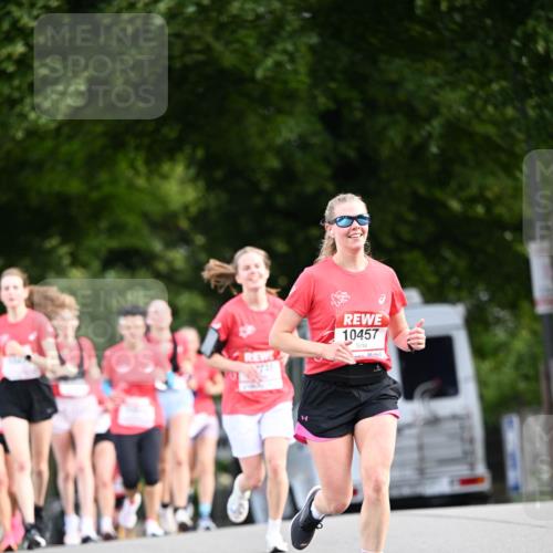 08.06.2024 - REWE Women's Run Dr. Thomas Lammeyer http://msf.ph/oto/6249513 09.06.2024 09:43:40 Laufen 10457 meine-sportfotos.de