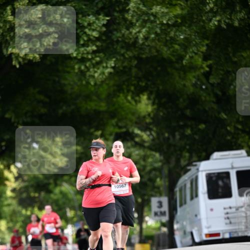 08.06.2024 - REWE Women's Run Dr. Thomas Lammeyer http://msf.ph/oto/6249579 09.06.2024 09:43:53 Laufen 10567, 3 meine-sportfotos.de