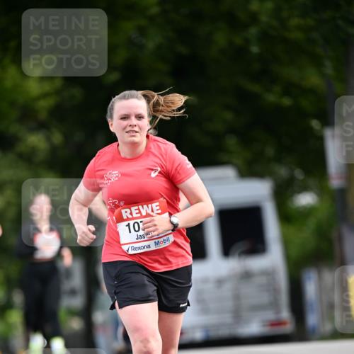 08.06.2024 - REWE Women's Run Dr. Thomas Lammeyer http://msf.ph/oto/6249626 09.06.2024 09:44:02 Laufen 10 meine-sportfotos.de