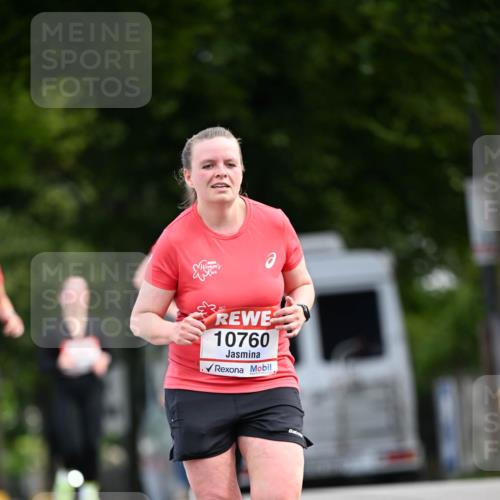 08.06.2024 - REWE Women's Run Dr. Thomas Lammeyer http://msf.ph/oto/6249627 09.06.2024 09:44:02 Laufen 10760 meine-sportfotos.de