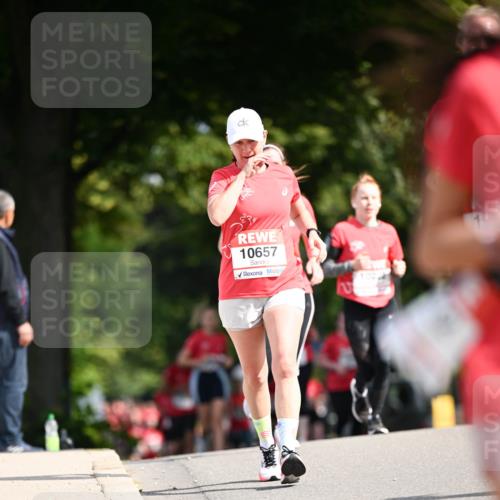 08.06.2024 - REWE Women's Run Dr. Thomas Lammeyer http://msf.ph/oto/6249664 09.06.2024 09:44:09 Laufen 10657, 2 meine-sportfotos.de