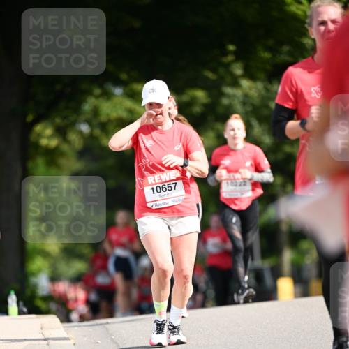 08.06.2024 - REWE Women's Run Dr. Thomas Lammeyer http://msf.ph/oto/6249666 09.06.2024 09:44:10 Laufen 10657, 1022 meine-sportfotos.de