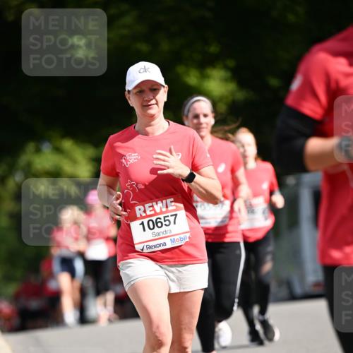 08.06.2024 - REWE Women's Run Dr. Thomas Lammeyer http://msf.ph/oto/6249682 09.06.2024 09:44:12 Laufen 10657 meine-sportfotos.de