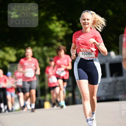 08.06.2024 - REWE Women's Run Dr. Thomas Lammeyer http://msf.ph/oto/6249702 09.06.2024 09:44:20 Laufen 10265 meine-sportfotos.de