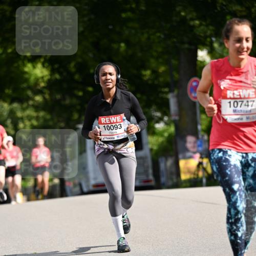 08.06.2024 - REWE Women's Run Dr. Thomas Lammeyer http://msf.ph/oto/6249763 09.06.2024 09:44:31 Laufen 10747, 10093 meine-sportfotos.de