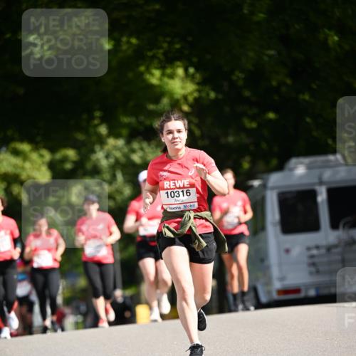 08.06.2024 - REWE Women's Run Dr. Thomas Lammeyer http://msf.ph/oto/6249772 09.06.2024 09:44:33 Laufen 10316 meine-sportfotos.de