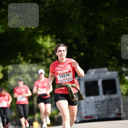 08.06.2024 - REWE Women's Run Dr. Thomas Lammeyer http://msf.ph/oto/6249777 09.06.2024 09:44:33 Laufen 10316 meine-sportfotos.de