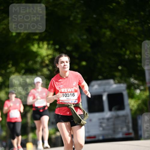 08.06.2024 - REWE Women's Run Dr. Thomas Lammeyer http://msf.ph/oto/6249778 09.06.2024 09:44:33 Laufen 10316 meine-sportfotos.de