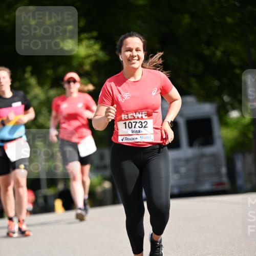 08.06.2024 - REWE Women's Run Dr. Thomas Lammeyer http://msf.ph/oto/6249815 09.06.2024 09:44:41 Laufen 10732 meine-sportfotos.de