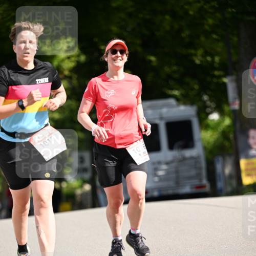 08.06.2024 - REWE Women's Run Dr. Thomas Lammeyer http://msf.ph/oto/6249827 09.06.2024 09:44:43 Laufen 10127, 228, 1076 meine-sportfotos.de