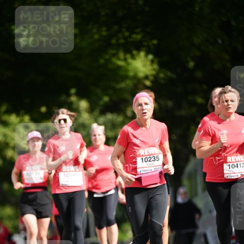 08.06.2024 - REWE Women's Run Dr. Thomas Lammeyer http://msf.ph/oto/6249848 09.06.2024 09:44:56 Laufen 601, 54, 10589, 10235, 10412 meine-sportfotos.de