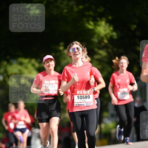 08.06.2024 - REWE Women's Run Dr. Thomas Lammeyer http://msf.ph/oto/6249861 09.06.2024 09:44:58 Laufen 40134, 10589 meine-sportfotos.de
