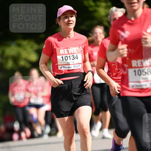 08.06.2024 - REWE Women's Run Dr. Thomas Lammeyer http://msf.ph/oto/6249874 09.06.2024 09:45:01 Laufen 10134, 1058 meine-sportfotos.de