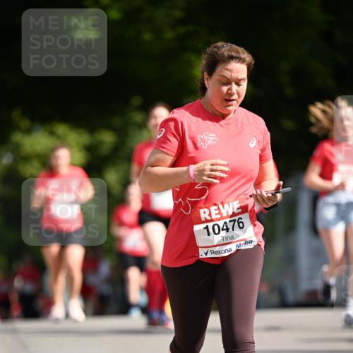 08.06.2024 - REWE Women's Run Dr. Thomas Lammeyer http://msf.ph/oto/6249880 09.06.2024 09:45:11 Laufen 10476 meine-sportfotos.de