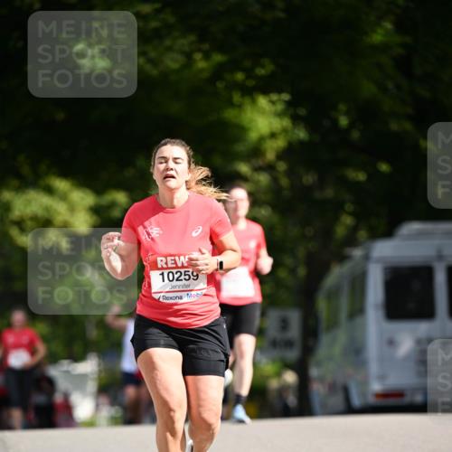 08.06.2024 - REWE Women's Run Dr. Thomas Lammeyer http://msf.ph/oto/6249898 09.06.2024 09:45:14 Laufen 10259 meine-sportfotos.de