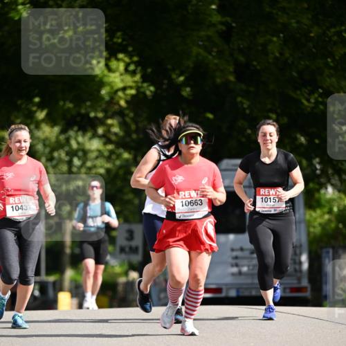 08.06.2024 - REWE Women's Run Dr. Thomas Lammeyer http://msf.ph/oto/6249912 09.06.2024 09:45:22 Laufen 10437, 3, 10663, 10157 meine-sportfotos.de