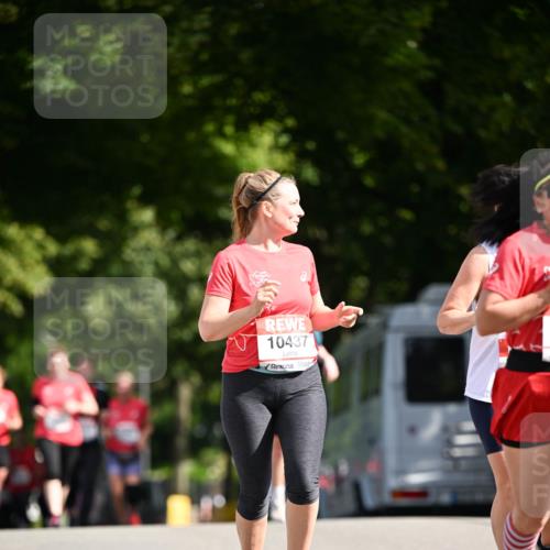 08.06.2024 - REWE Women's Run Dr. Thomas Lammeyer http://msf.ph/oto/6249916 09.06.2024 09:45:24 Laufen 10437 meine-sportfotos.de