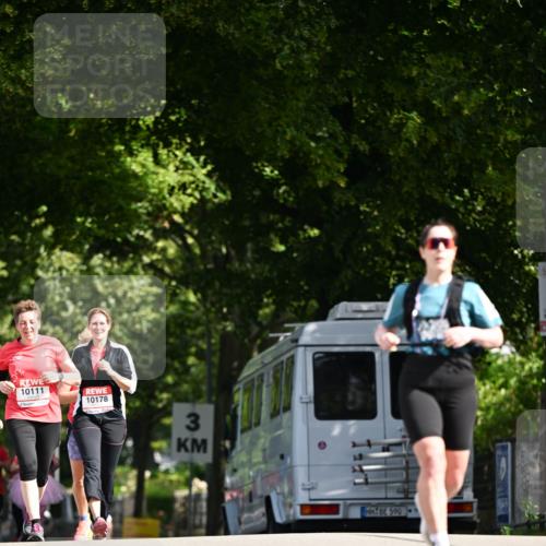 08.06.2024 - REWE Women's Run Dr. Thomas Lammeyer http://msf.ph/oto/6249932 09.06.2024 09:45:27 Laufen 10111, 10178, 3, 590 meine-sportfotos.de