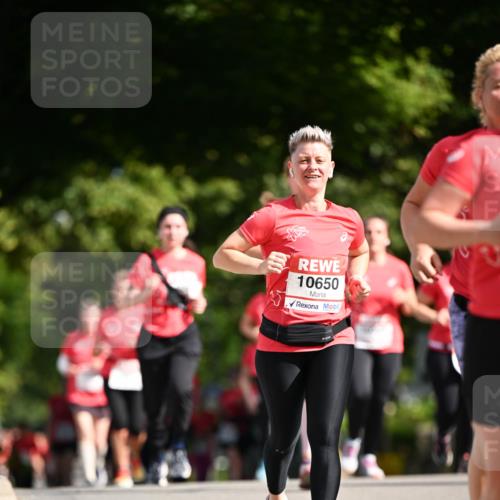 08.06.2024 - REWE Women's Run Dr. Thomas Lammeyer http://msf.ph/oto/6249957 09.06.2024 09:45:34 Laufen 10650 meine-sportfotos.de
