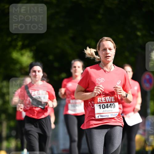 08.06.2024 - REWE Women's Run Dr. Thomas Lammeyer http://msf.ph/oto/6249980 09.06.2024 09:45:38 Laufen 0374, 10449 meine-sportfotos.de