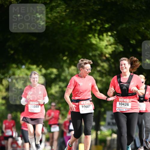 08.06.2024 - REWE Women's Run Dr. Thomas Lammeyer http://msf.ph/oto/6249983 09.06.2024 09:45:39 Laufen 10344, 10667, 10426 meine-sportfotos.de