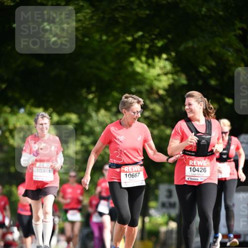 08.06.2024 - REWE Women's Run Dr. Thomas Lammeyer http://msf.ph/oto/6249984 09.06.2024 09:45:39 Laufen 103, 4, 10667, 10426 meine-sportfotos.de