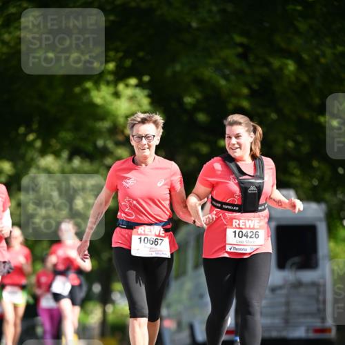 08.06.2024 - REWE Women's Run Dr. Thomas Lammeyer http://msf.ph/oto/6249990 09.06.2024 09:45:40 Laufen 10667, 10426 meine-sportfotos.de