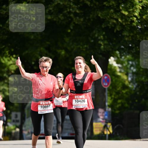 08.06.2024 - REWE Women's Run Dr. Thomas Lammeyer http://msf.ph/oto/6249996 09.06.2024 09:45:41 Laufen 10667, 10426 meine-sportfotos.de