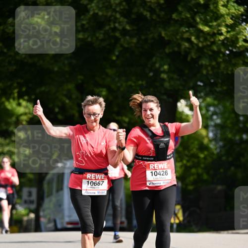 08.06.2024 - REWE Women's Run Dr. Thomas Lammeyer http://msf.ph/oto/6249999 09.06.2024 09:45:42 Laufen 10667, 10426 meine-sportfotos.de