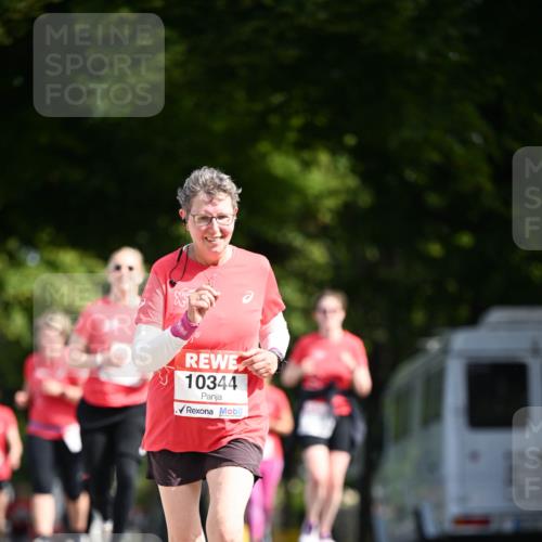 08.06.2024 - REWE Women's Run Dr. Thomas Lammeyer http://msf.ph/oto/6250003 09.06.2024 09:45:43 Laufen 10344 meine-sportfotos.de