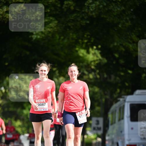 08.06.2024 - REWE Women's Run Dr. Thomas Lammeyer http://msf.ph/oto/6250058 09.06.2024 09:45:54 Laufen 0087, 10118 meine-sportfotos.de