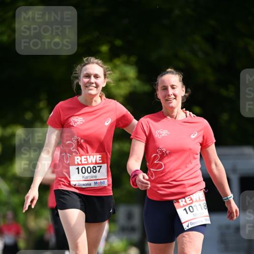08.06.2024 - REWE Women's Run Dr. Thomas Lammeyer http://msf.ph/oto/6250077 09.06.2024 09:45:56 Laufen 10087, 10118 meine-sportfotos.de