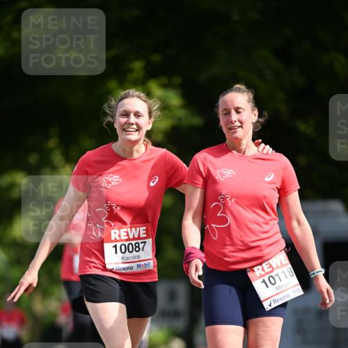 08.06.2024 - REWE Women's Run Dr. Thomas Lammeyer http://msf.ph/oto/6250078 09.06.2024 09:45:56 Laufen 10087, 10118 meine-sportfotos.de