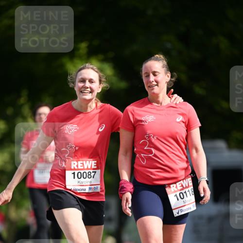 08.06.2024 - REWE Women's Run Dr. Thomas Lammeyer http://msf.ph/oto/6250079 09.06.2024 09:45:56 Laufen 10087, 10118 meine-sportfotos.de