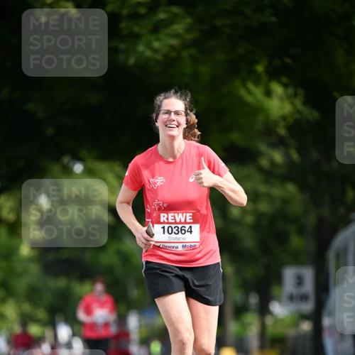 08.06.2024 - REWE Women's Run Dr. Thomas Lammeyer http://msf.ph/oto/6250130 09.06.2024 09:46:06 Laufen 10364 meine-sportfotos.de