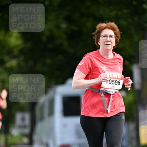 08.06.2024 - REWE Women's Run Dr. Thomas Lammeyer http://msf.ph/oto/6250158 09.06.2024 09:46:18 Laufen 0596 meine-sportfotos.de