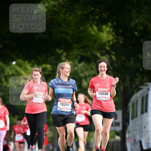 08.06.2024 - REWE Women's Run Dr. Thomas Lammeyer http://msf.ph/oto/6250165 09.06.2024 09:46:20 Laufen 0032, 10242, 10236 meine-sportfotos.de