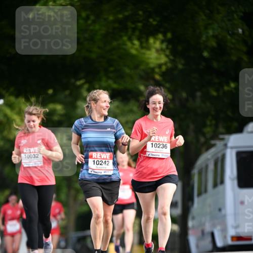 08.06.2024 - REWE Women's Run Dr. Thomas Lammeyer http://msf.ph/oto/6250169 09.06.2024 09:46:21 Laufen 10032, 10242, 10236 meine-sportfotos.de