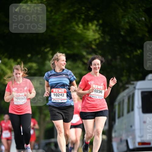 08.06.2024 - REWE Women's Run Dr. Thomas Lammeyer http://msf.ph/oto/6250171 09.06.2024 09:46:21 Laufen 10032, 10242, 0236 meine-sportfotos.de