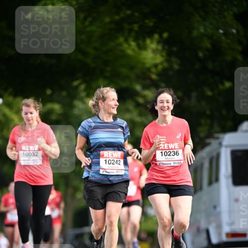 08.06.2024 - REWE Women's Run Dr. Thomas Lammeyer http://msf.ph/oto/6250175 09.06.2024 09:46:21 Laufen 10032, 10242, 10236 meine-sportfotos.de