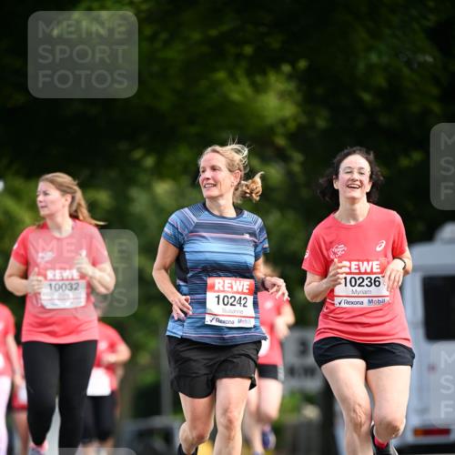 08.06.2024 - REWE Women's Run Dr. Thomas Lammeyer http://msf.ph/oto/6250183 09.06.2024 09:46:22 Laufen 10032, 10242, 10236 meine-sportfotos.de
