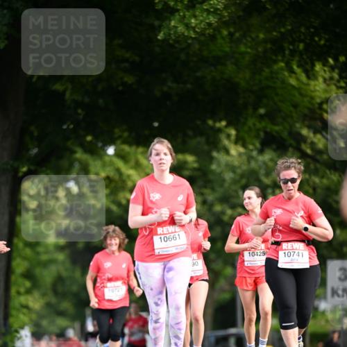 08.06.2024 - REWE Women's Run Dr. Thomas Lammeyer http://msf.ph/oto/6250215 09.06.2024 09:46:26 Laufen 10721, 10661, 10425, 90, 10741, 3 meine-sportfotos.de