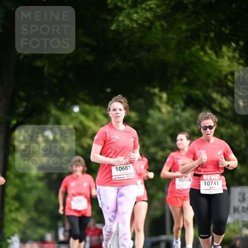 08.06.2024 - REWE Women's Run Dr. Thomas Lammeyer http://msf.ph/oto/6250216 09.06.2024 09:46:26 Laufen 10661, 10425, 10741, 3 meine-sportfotos.de
