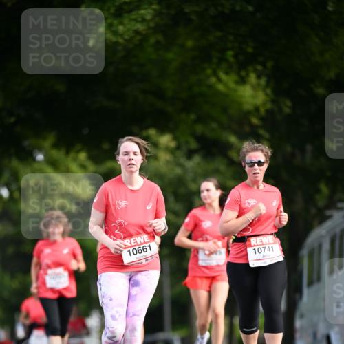 08.06.2024 - REWE Women's Run Dr. Thomas Lammeyer http://msf.ph/oto/6250225 09.06.2024 09:46:27 Laufen 10661, 10741 meine-sportfotos.de
