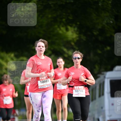 08.06.2024 - REWE Women's Run Dr. Thomas Lammeyer http://msf.ph/oto/6250231 09.06.2024 09:46:28 Laufen 10661, 10741 meine-sportfotos.de