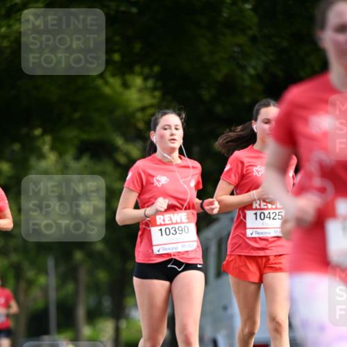 08.06.2024 - REWE Women's Run Dr. Thomas Lammeyer http://msf.ph/oto/6250256 09.06.2024 09:46:31 Laufen 10390, 10425 meine-sportfotos.de
