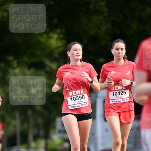 08.06.2024 - REWE Women's Run Dr. Thomas Lammeyer http://msf.ph/oto/6250259 09.06.2024 09:46:31 Laufen 10390, 10425 meine-sportfotos.de