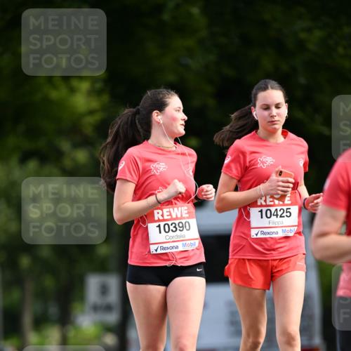 08.06.2024 - REWE Women's Run Dr. Thomas Lammeyer http://msf.ph/oto/6250263 09.06.2024 09:46:31 Laufen 10390, 10425 meine-sportfotos.de