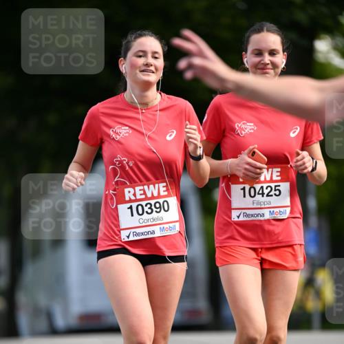 08.06.2024 - REWE Women's Run Dr. Thomas Lammeyer http://msf.ph/oto/6250274 09.06.2024 09:46:32 Laufen 10390, 10425 meine-sportfotos.de