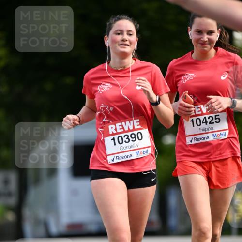 08.06.2024 - REWE Women's Run Dr. Thomas Lammeyer http://msf.ph/oto/6250275 09.06.2024 09:46:32 Laufen 10390, 10425 meine-sportfotos.de